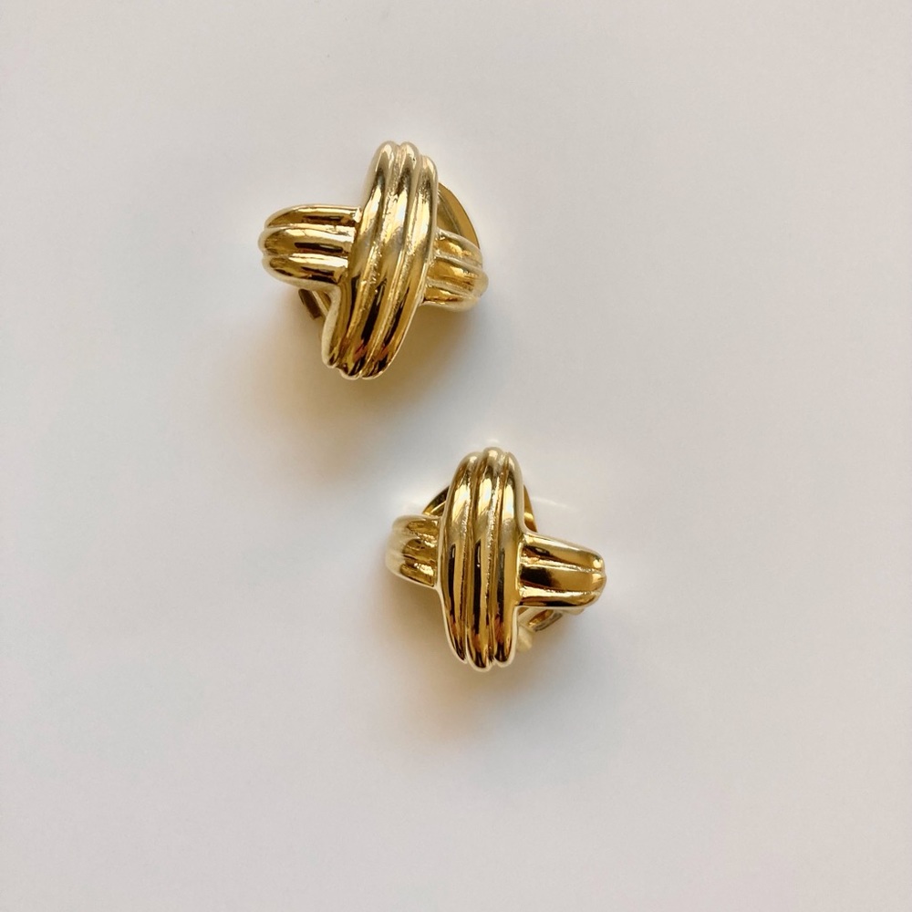 Vintage 80s 90s gold tone chunky statement clip on earrings - Picture 7 of 11